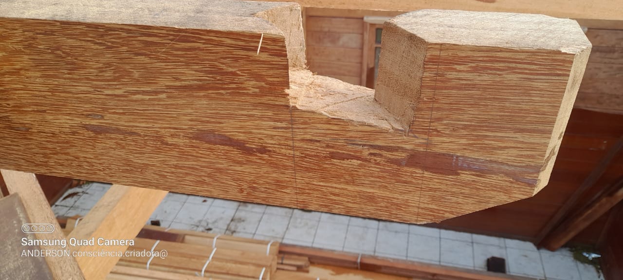 Estrutura de telhado em três águas — etapa 2