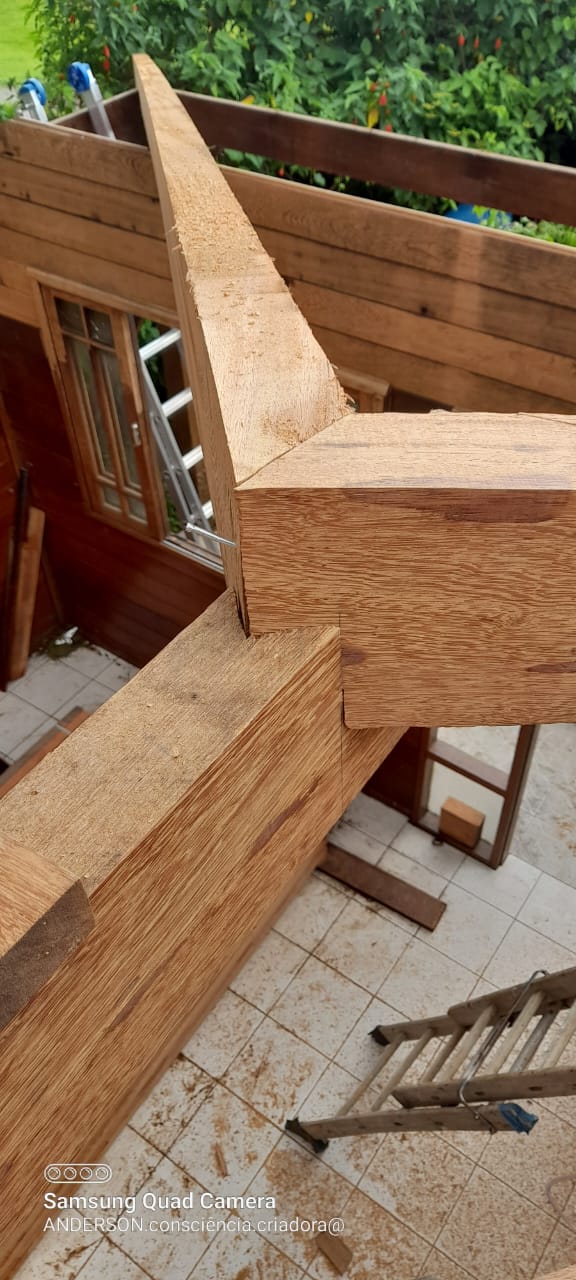 Estrutura de telhado em três águas — etapa 5